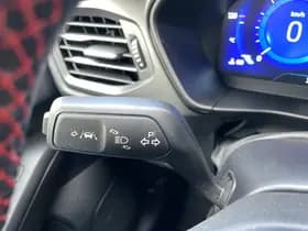 Ford Focus thumbnail 16