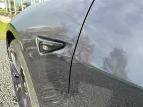 Tesla Model 3 thumbnail 24