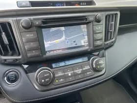 Toyota RAV4 thumbnail 12