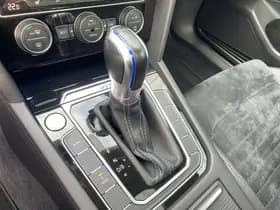 Volkswagen Passat thumbnail 22