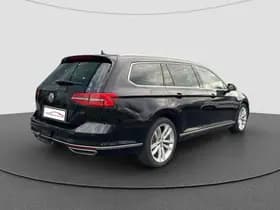 Volkswagen Passat thumbnail 6