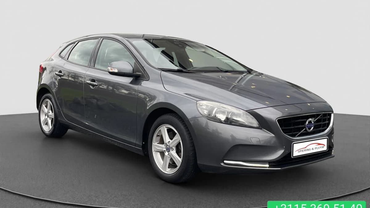 Volvo V40 — foto 1