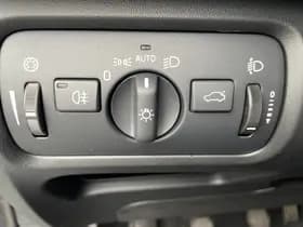 Volvo V40 thumbnail 19