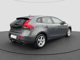 Volvo V40 thumbnail 5
