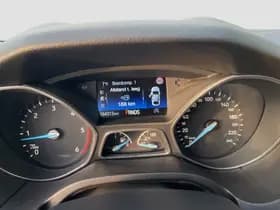 Ford Focus Wagon 1.5 TDCI Titanium Edition Leder | Navi | D.hoek | Trekhaak thumbnail 12