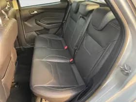 Ford Focus Wagon 1.5 TDCI Titanium Edition Leder | Navi | D.hoek | Trekhaak thumbnail 19