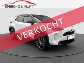 Toyota Yaris Cross 1.5 Hybrid AWD Executive | Panodak | HUD | Trekhaak | 360 camera