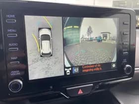 Toyota Yaris Cross 1.5 Hybrid AWD Executive | Panodak | HUD | Trekhaak | 360 camera thumbnail 17