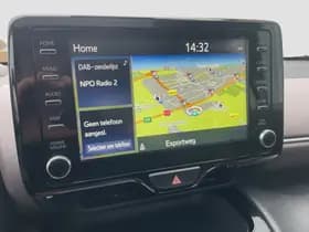 Toyota Yaris Cross 1.5 Hybrid AWD Executive | Panodak | HUD | Trekhaak | 360 camera thumbnail 19