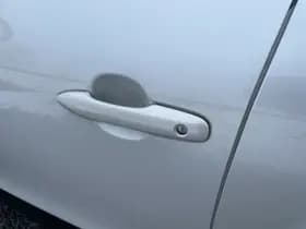 Toyota Yaris Cross 1.5 Hybrid AWD Executive | Panodak | HUD | Trekhaak | 360 camera thumbnail 30