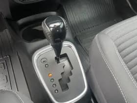 Toyota Yaris thumbnail 17