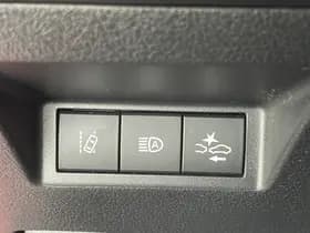 Toyota Yaris thumbnail 18