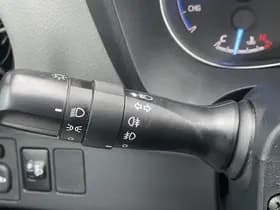 Toyota Yaris thumbnail 21