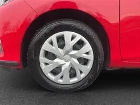 Toyota Yaris thumbnail 23