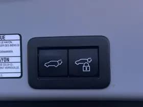 Toyota Yaris Cross 1.5 Hybrid Business Plus Dodehoek | Camera | Carplay | Halfleder thumbnail 22