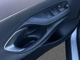 Toyota Yaris Cross 1.5 Hybrid Business Plus Dodehoek | Camera | Carplay | Halfleder thumbnail 7