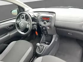 Toyota Aygo thumbnail 2