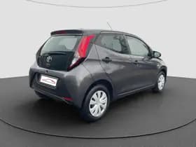 Toyota Aygo thumbnail 6