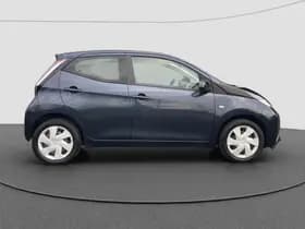 Toyota Aygo thumbnail 3