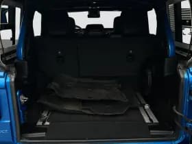 Jeep Wrangler Unlimited 4xe 380 Sahara thumbnail 13