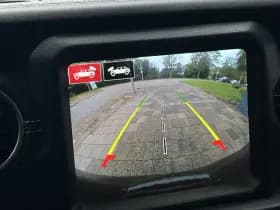 Jeep Wrangler Unlimited 4xe 380 Sahara thumbnail 18