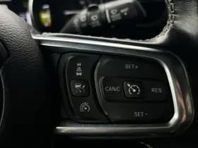 Jeep Wrangler Unlimited 4xe 380 Sahara thumbnail 25