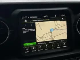 Jeep Wrangler Unlimited 4xe 380 Sahara thumbnail 10