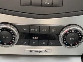 Mercedes-Benz C-Klasse 180 CGI Business Class Avantgarde thumbnail 23