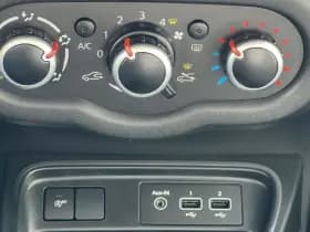 Renault Twingo 1.0 SCe Collection thumbnail 12