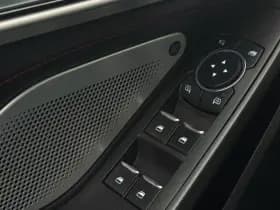 Ford Explorer 3.0 V6 EcoBoost PHEV ST-Line thumbnail 26