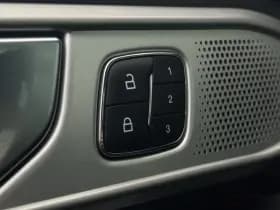 Ford Explorer 3.0 V6 EcoBoost PHEV ST-Line thumbnail 27