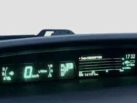 Toyota Prius 1.8 Plug-in Executive Business thumbnail 15