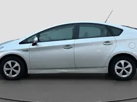 Toyota Prius 1.8 Plug-in Executive Business thumbnail 8