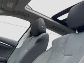 Skoda Octavia Combi 1.4 TSI iV PHEV Business Edition Plus thumbnail 2