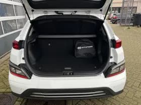 Hyundai KONA EV Fashion Design 39 kWh thumbnail 25