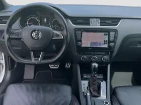 Skoda Octavia Combi 2.0 TSI RS 230 thumbnail 2