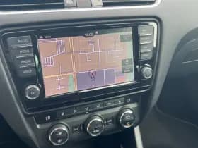 Skoda Octavia Combi 2.0 TSI RS 230 thumbnail 17