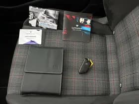 Volkswagen Golf 2.0 TSI GTI thumbnail 28