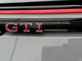 Volkswagen Golf 2.0 TSI GTI thumbnail 6