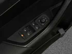 Skoda Karoq 1.5 TSI ACT Sportline Business thumbnail 18