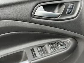 Ford Kuga 1.5 Titanium thumbnail 11