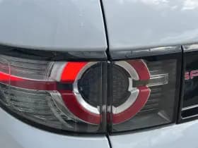 Land Rover Discovery Sport 2.0 TD4 HSE Luxury thumbnail 27