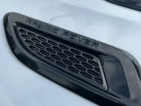 Land Rover Discovery Sport 2.0 TD4 HSE Luxury thumbnail 4