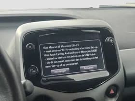 Toyota Aygo 1.0 VVT-i X-Play thumbnail 14