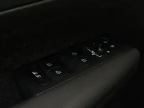 Volvo XC40 Recharge Plus thumbnail 11