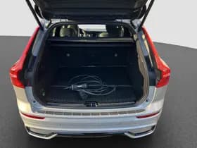 Volvo XC60 2.0 Recharge T8 AWD R-Design thumbnail 19