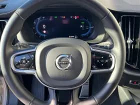 Volvo XC60 2.0 Recharge T8 AWD R-Design thumbnail 5