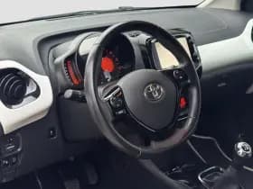 Toyota Aygo 1.0 VVT-i X-Joy thumbnail 9