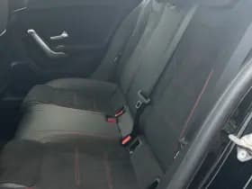 Mercedes-Benz A-Klasse 250 e AMG Premium Plus thumbnail 18