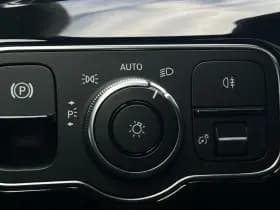 Mercedes-Benz A-Klasse 250 e AMG Premium Plus thumbnail 25